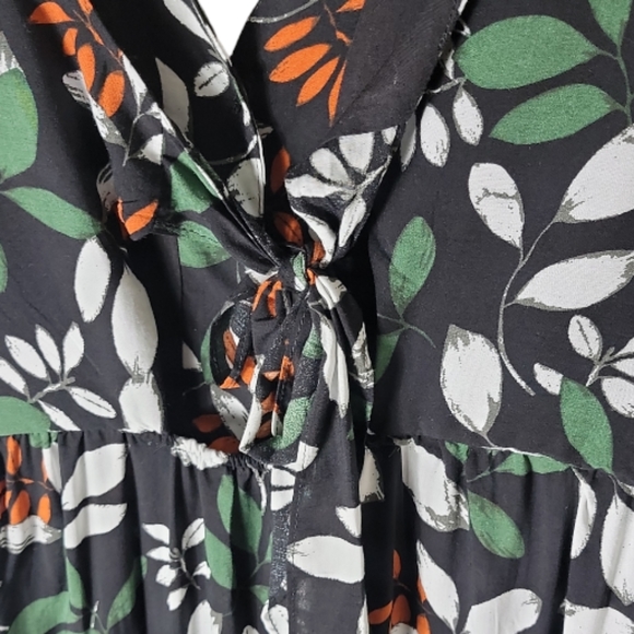 Arianna by Howard's sleeveless floral print v neck dress size large - Picture 4 of 9